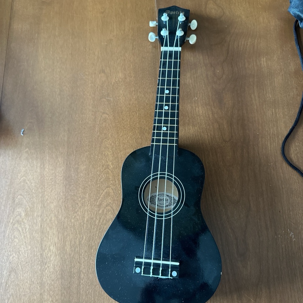 Black Tanglewood Ukulele
